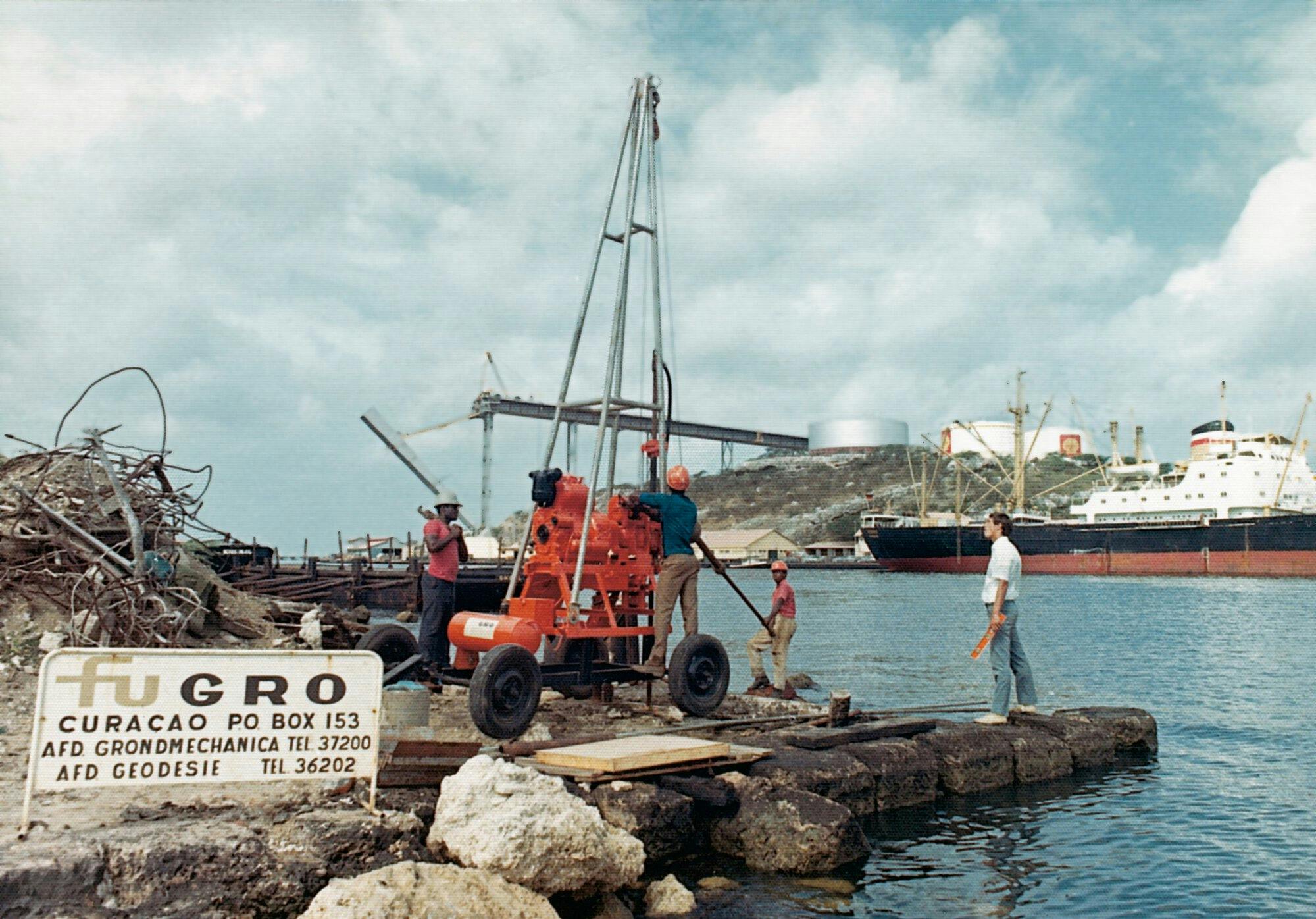 Fugro in Curacao. Foreman Kloos Kooi on the right.
Images from Fugro 40 year anniversary book page 63
Images from Fugro 50 year anniversary book page 43
